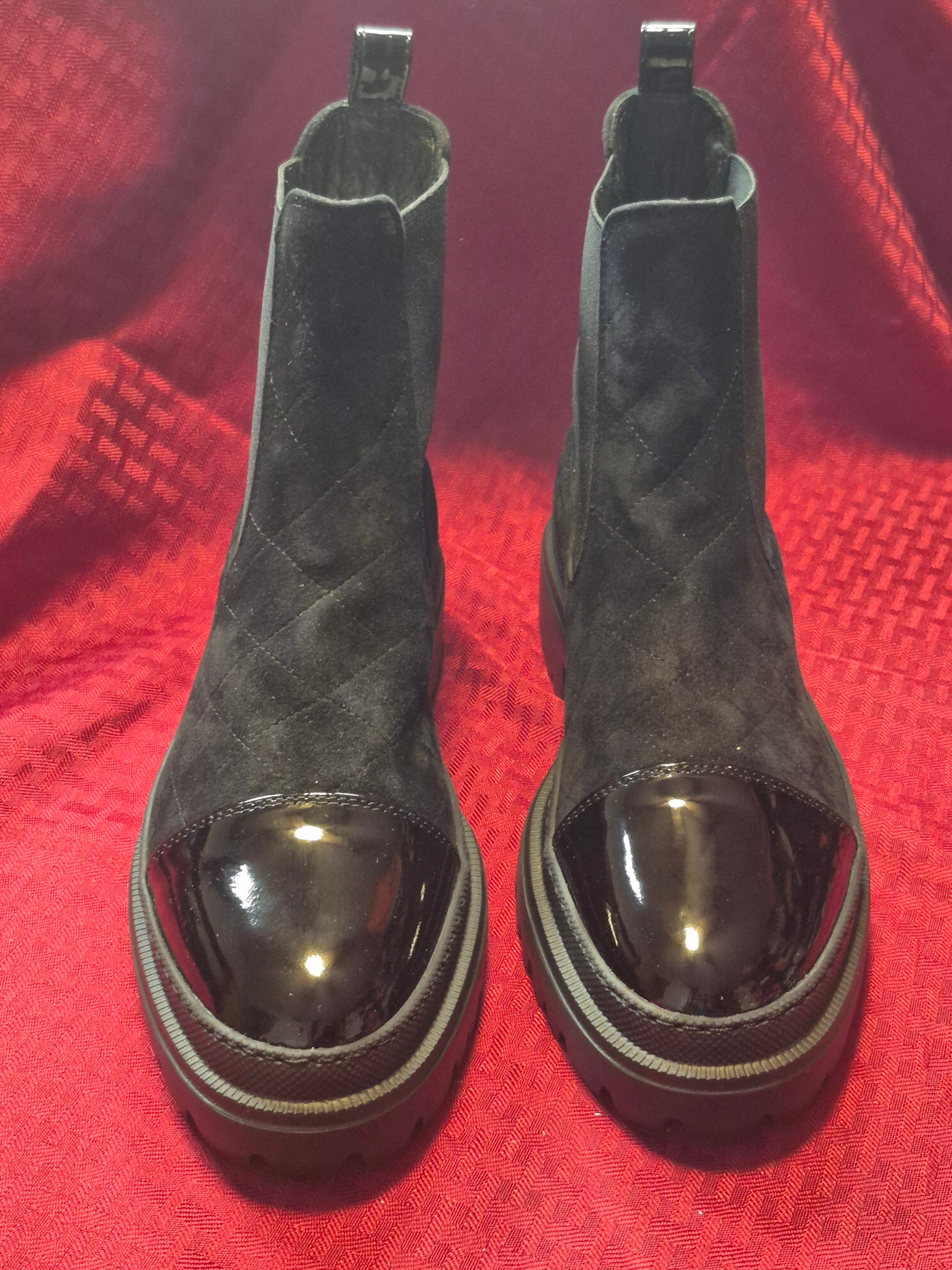 AGL Women's Mary Beat Chelsea Ankle Boot Size 7.5