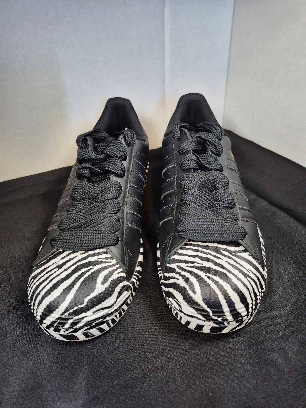 Adidas Superstar Zebra Women's Sneaker Size 9