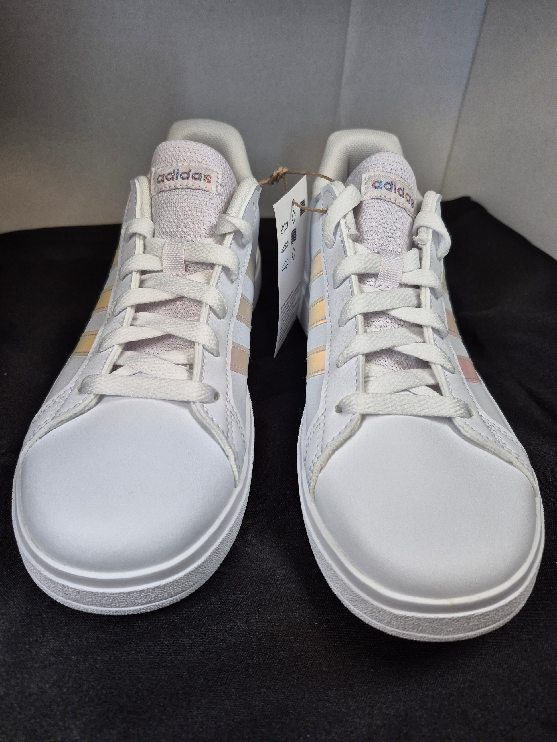 Adidas Kids Grand Court 2.0 Shoe Size 5