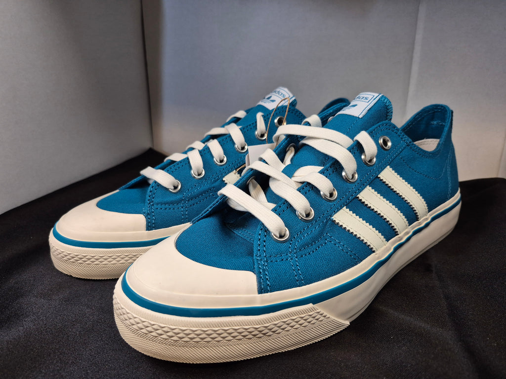 Adidas Men's Nizza Sneaker Size 2