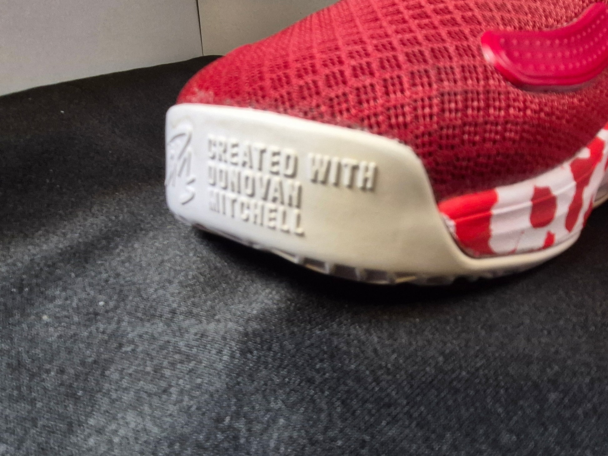 Adidas Men's D.O.N. Issue 3 Basketball Shoe Size 14