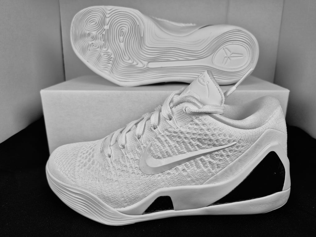 Kobe 9 Elite Protro Shoe Men's size 5