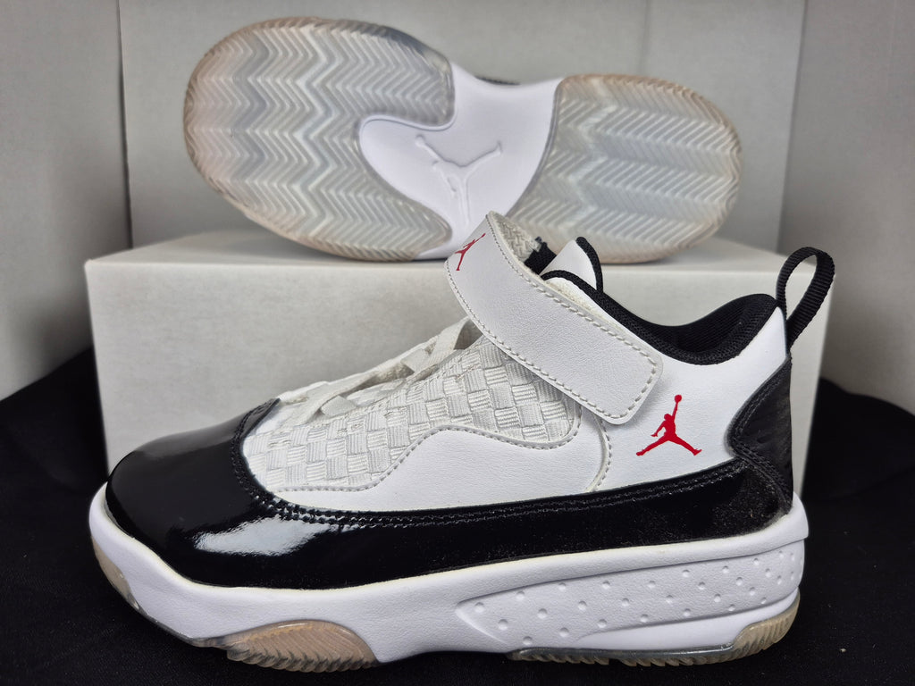 Jordan Max Aura 2 Kids size 1Y