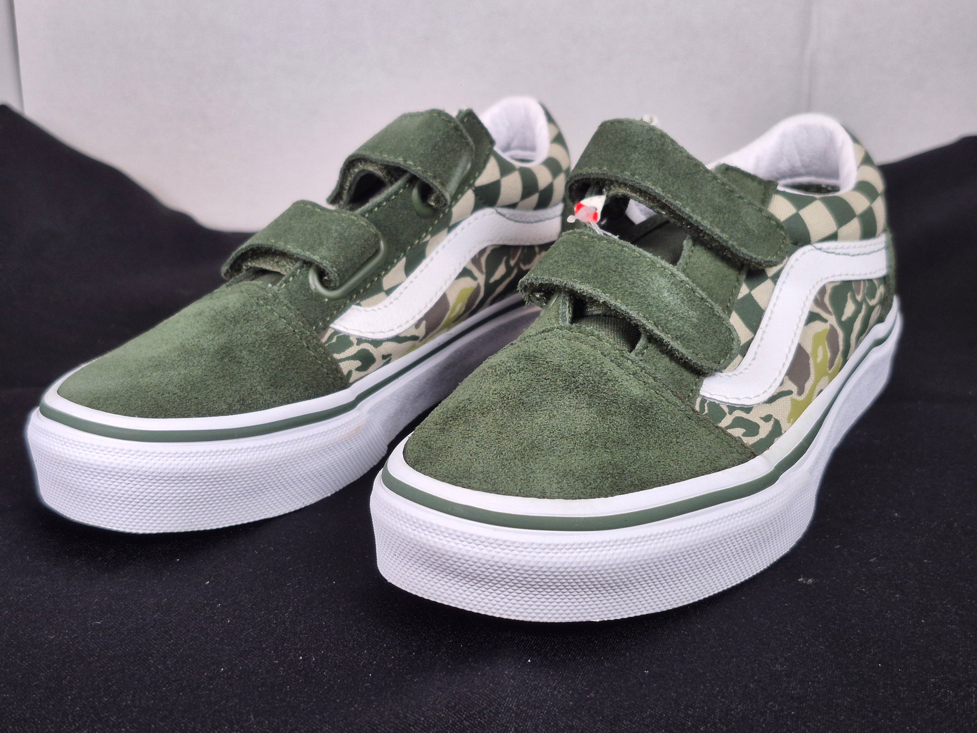 Vans Old Skool V Camo Checkerboard Kid's size 1K/1Y