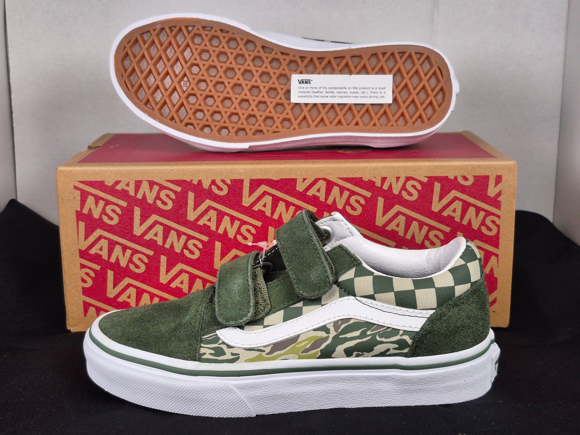 Vans Old Skool V Camo Checkerboard Kid's size 1K/1Y