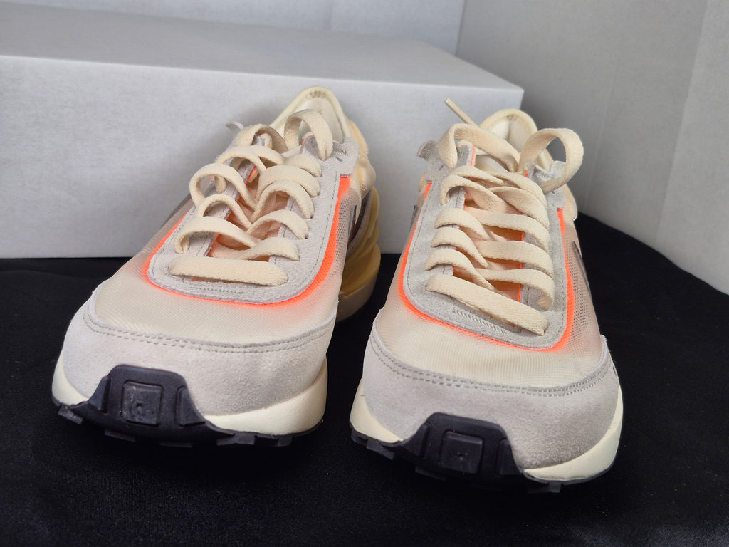 Nike Waffle One (GS) Boy's size 6.5Y