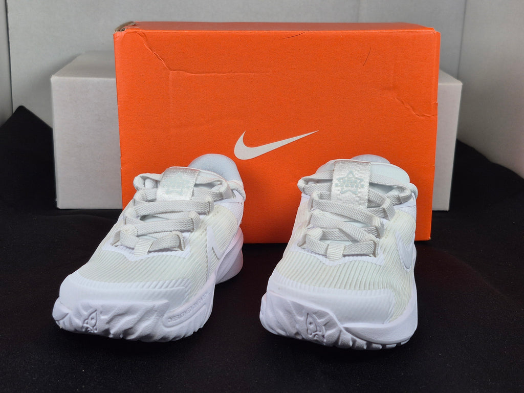 Nike Star Runner 4 NN TD size 6C