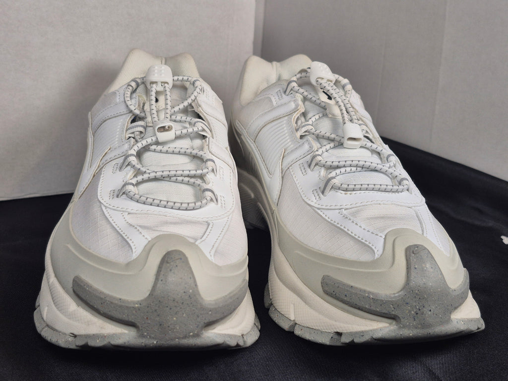 Nike Zoom Vomero Roam Unisex size 8M/9.5W