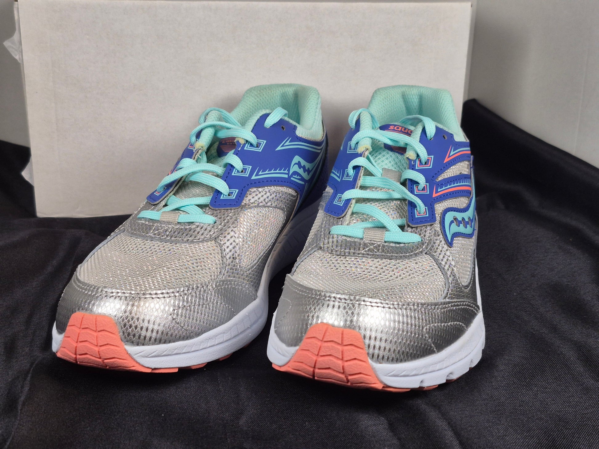 Saucony Cohesion 14 Running Shoe size 7M/8.5W