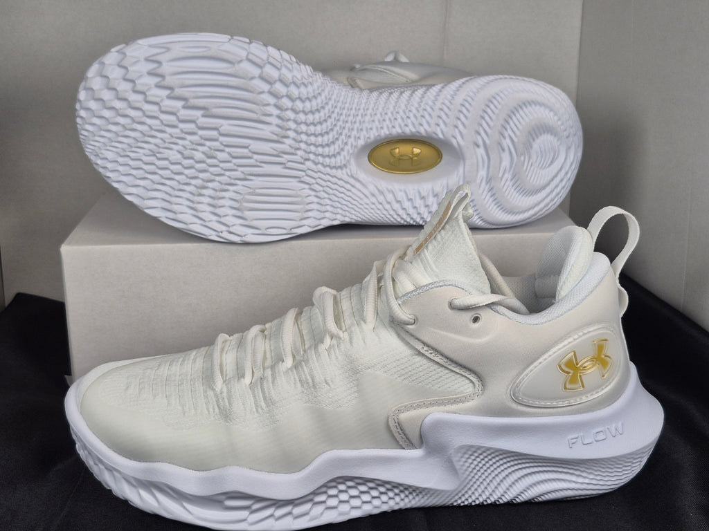 UA Flow Ace Low Women's Volleyball Shoe size 11